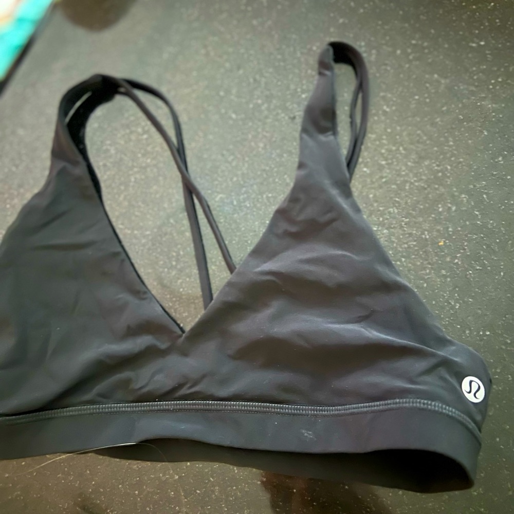 Lululemon sports bra, size 4